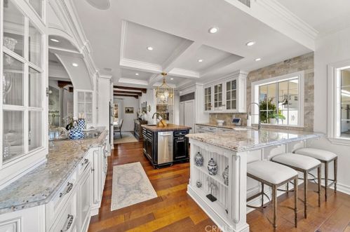 41664 Camino Del Vino, Temecula CA  92592-8439 exterior