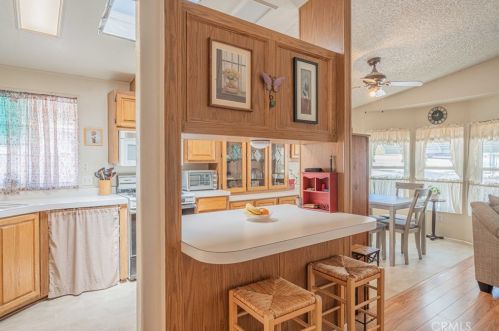 32389 Valley View Ave, Lake Elsinore CA  92530-0518 exterior