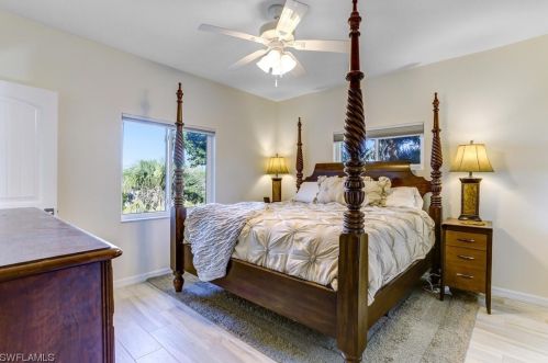 555 Piedmont Rd, Sanibel FL  exterior