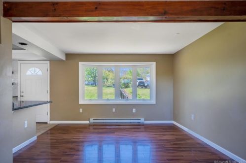 309 Vauxhall St, United States Coast Guard Ac CT  06320-3837 exterior