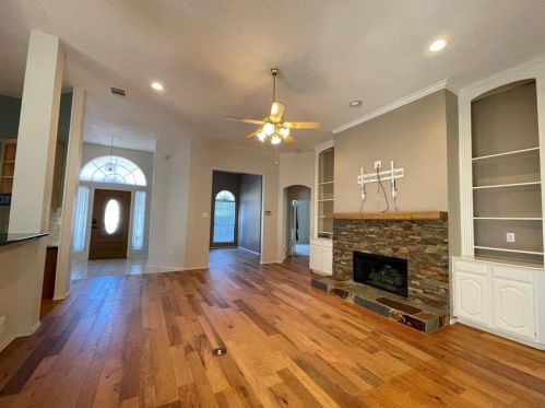730 Cottonwood Bend Dr, Allen, TX 75002-5202