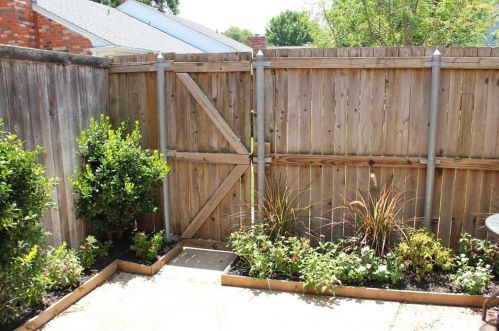 1097 Roaring Springs Rd, Fort Worth TX  76114-4484 exterior