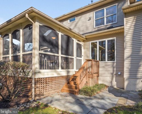 3211 Winter Sun Ter, Herndon VA  20171-1939 exterior