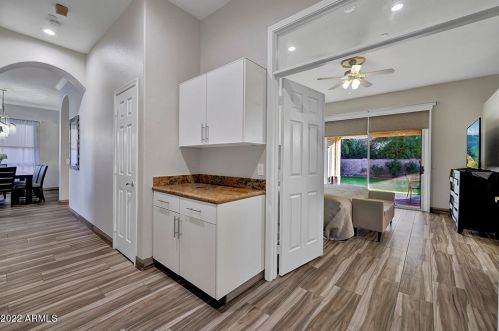 5019 Paradise Ln, Glendale AZ  85306-2655 exterior
