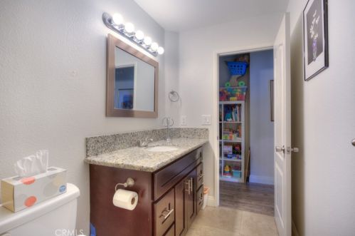 21233 Cottonwood Ln, Walnut CA  91789-3332 exterior