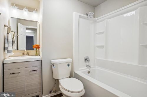 10204 Napoleon St, Fredericksburg VA  22408-8060 exterior