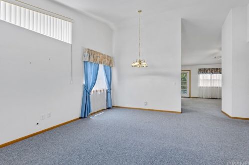 12994 High Vista St, Victorville, CA 92395-5895