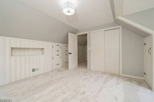 27 Dogwood Rd, Greystone Park NJ  07950-1918 exterior