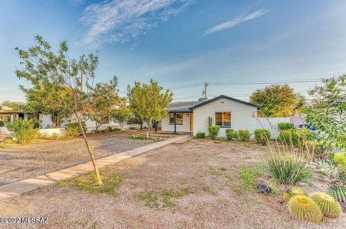 2719 22nd St, Tucson, AZ 85713-2007