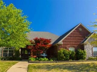 2212 Pinoak Ave, Bentonville, AR 72712-7680