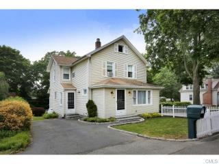 23 Maplewood Ave, Westport CT  06880-2021 exterior
