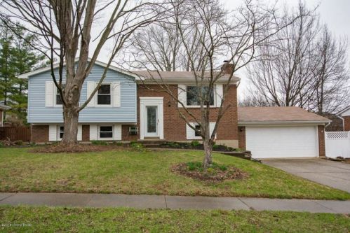 12411 Crosswinds Dr, Louisville, KY 40243-2115