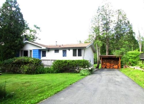 9 Norman Dr, Mountaindale, NY 12763-5218