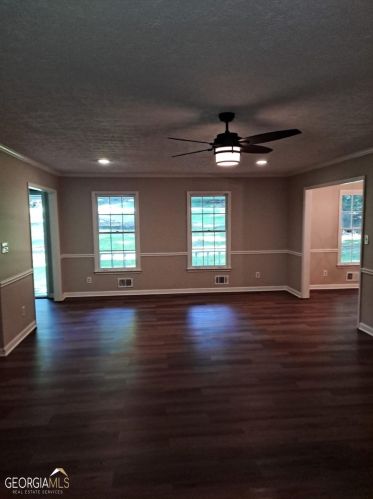 153 Carrollwood Dr, Fayetteville GA  30215-5447 exterior