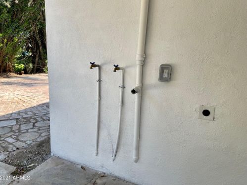 5640 8th St, Phoenix AZ 85022-1197 exterior