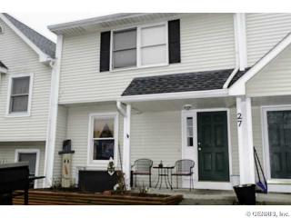 27 Old Meadow Ct, Livonia, NY 14487-9767