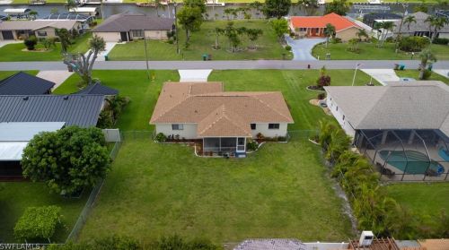 1443 16th Ter, Cape Coral, FL 33909-5399