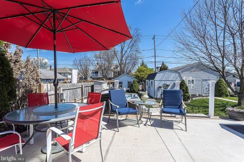 617 Derstine Ave, Lansdale PA 19446-3342 exterior