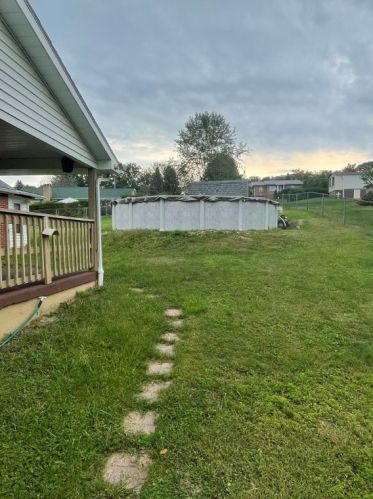1713 Searson St, Connellsville PA  15425-4948 exterior