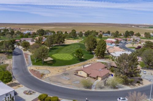 14988 Blue Grass Dr, Helendale CA  92342-7727 exterior