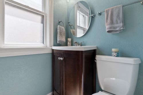 3213 42, Milwaukee WI 53216-3516 exterior