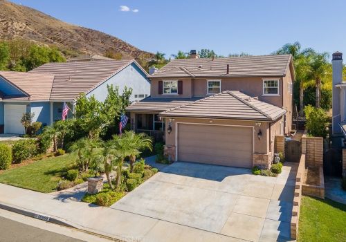 28956 High Sierra Trl, Santa Clarita, CA 91390-5289