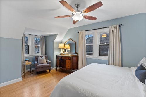 5115 Berkeley Blvd, Milwaukee WI 53217-5504 exterior