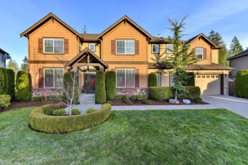 10930 237, Redmond WA  98053-5737 exterior