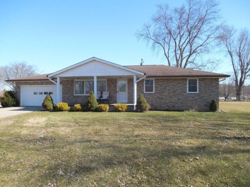 21900 Valley View Dr, West Lafayette, OH 43845-9661