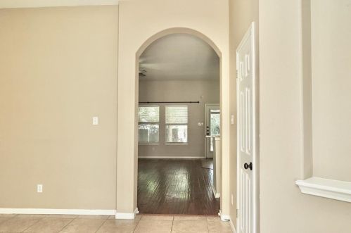 169 Hickory Ln, Georgetown TX  78633-4382 exterior