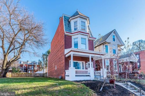 2211 3rd St, Harrisburg, PA 17110-1814