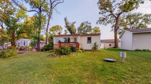 17959 Roberds Lake Blvd, Faribault, MN 55021-2230
