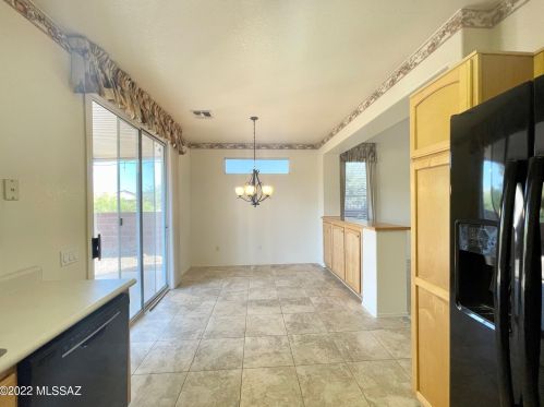 9416 Twinkling Shadows Way, Tucson AZ  85743-5440 exterior