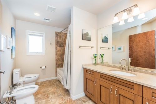 163 Hillcrest Dr, Parsippany NJ  07834-1413 exterior