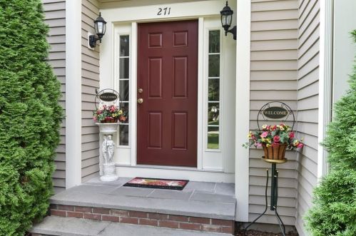 271 Sylvan Ct, South Kingstown, RI 02874-1983