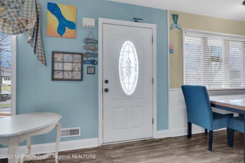 3 Crestview Dr, Hazlet NJ  07730-1303 exterior