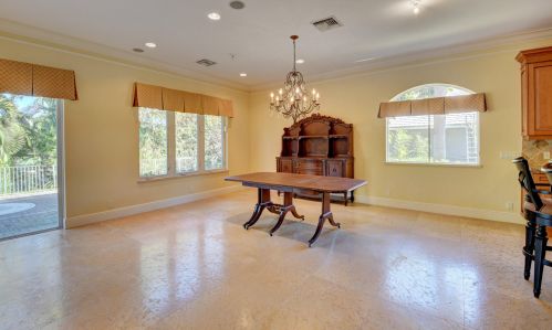 4255 Gleneagles Dr, Boynton Beach FL  33436-4914 exterior