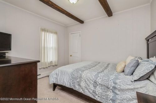 476 Jackson Ave, Bricktown NJ 08723-5162 exterior