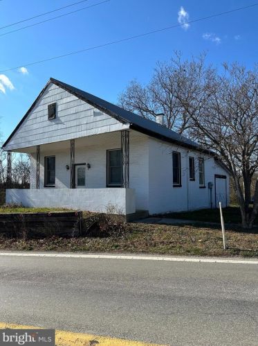 2142 Williamson Rd, Upton, PA 17225-9208