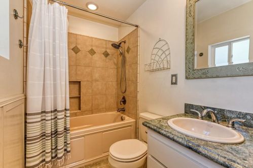 3428 Colvin Dr, Loomis CA  95650-9201 exterior