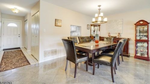 166 Gettysburg Way, Lincoln Park NJ  07035-1821 exterior