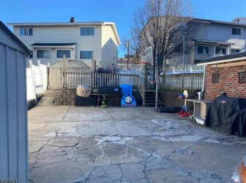 1629-31 Union Tpke, North Bergen NJ  07047 exterior