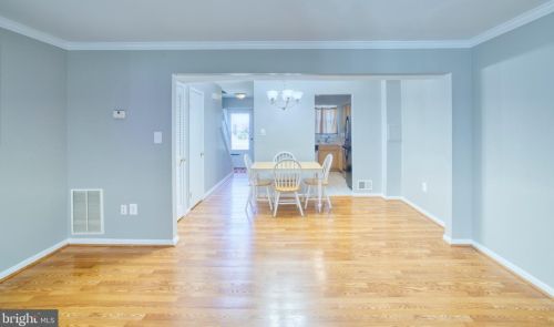 4619 Charlton Ct, Woodbridge VA  22193-3029 exterior