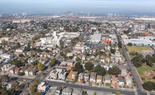 1433 Adeline St, Oakland CA  94607-2800 exterior