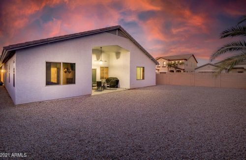 1637 Vineyard Plains Dr, Queen Creek AZ  exterior