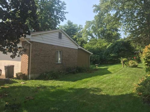 2713 Valley Trails Dr, Covington, KY 41017-1033