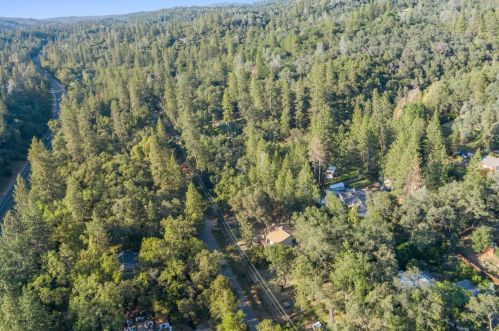19113 Cherry Creek Rd, Grass Valley CA  95949-9031 exterior