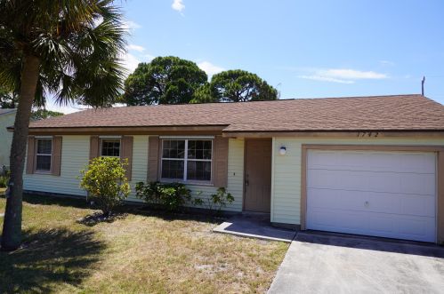 1742 Duma Ter, Fort Pierce, FL 34952-6632