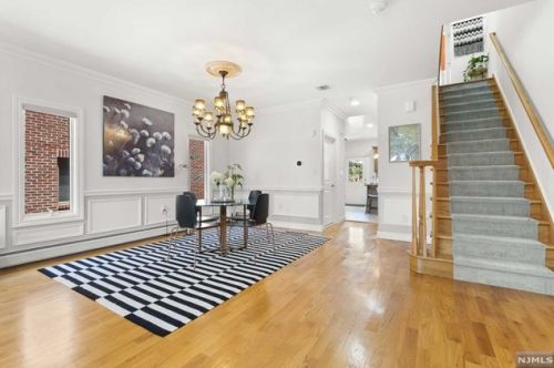 429 Washington Ave, Cliffside Park NJ  07010-1815 exterior