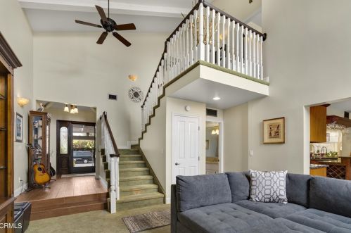 2231 Victoria Ave, Oxnard CA  93035-2930 exterior